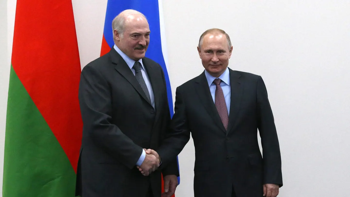 Fotografía de archivo, tomada en diciembre de 2019, en la que se registró a los presidentes de Rusia, Vladímir Putin, y de Bielorrusia, Alexandr Lukashenko. Fotografía de archivo, tomada en diciembre de 2019, en la que se registró a los presidentes de Rusia, Vladímir Putin, y de Bielorrusia, Alexandr Lukashenko.