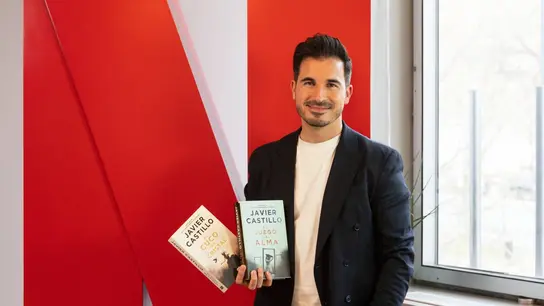 Javier Castillo verá sus libros 'El juego del alma' y 'El cuco de cristal' convertidos en serie. Javier Castillo verá sus libros 'El juego del alma' y 'El cuco de cristal' convertidos en serie.