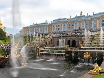 Palacio de Peterhof: ¿sabías que fue diseñado por Pedro el Grande? Palacio de Peterhof: ¿sabías que fue diseñado por Pedro el Grande?