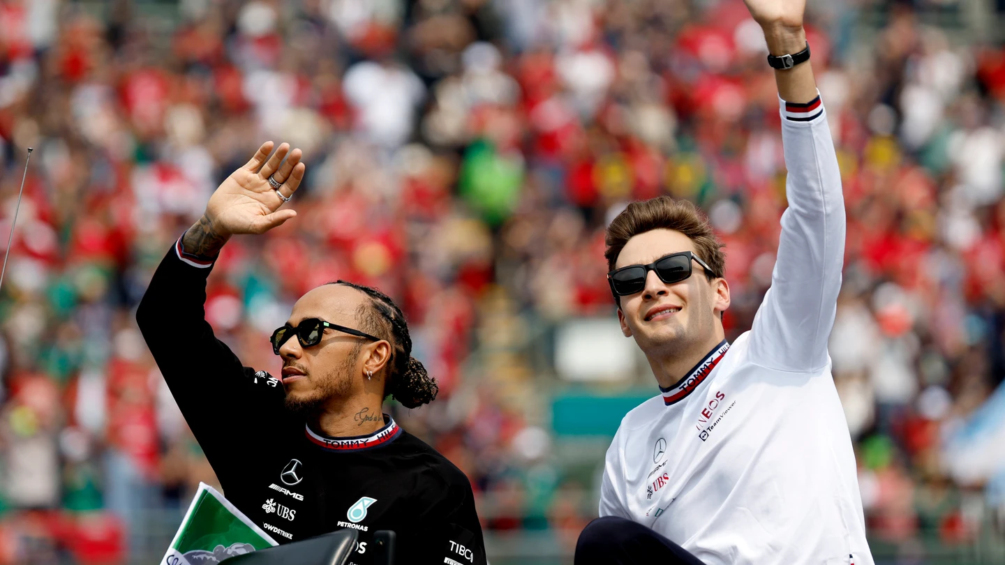 Lewis Hamilton y George Russell Lewis Hamilton y George Russell