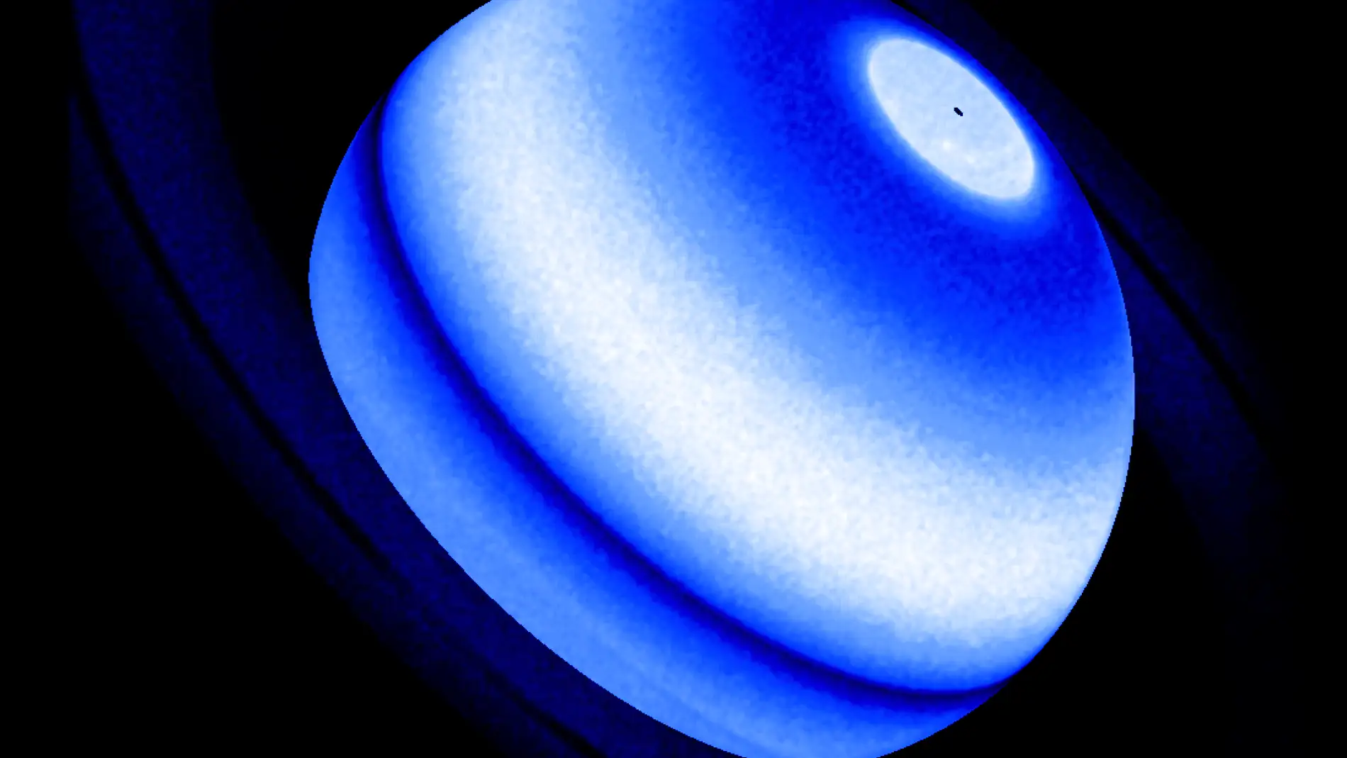 Imagen de Saturno con una emisión de hidrógeno a su alrededor