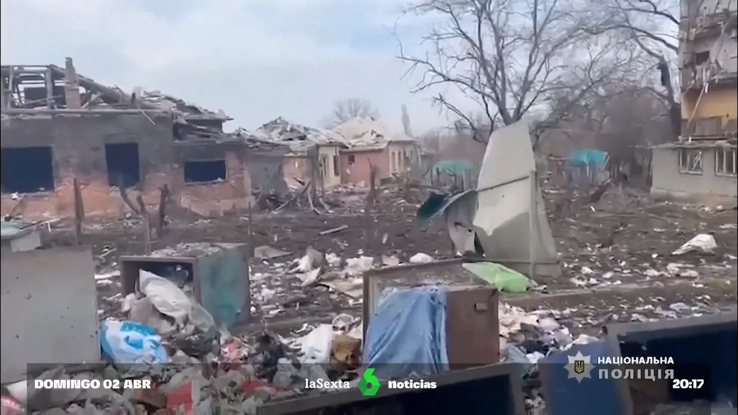 Al menos seis muertos en un nuevo bombardeo ruso sobre una zona residencial de Donetsk Al menos seis muertos en un nuevo bombardeo ruso sobre una zona residencial de Donetsk