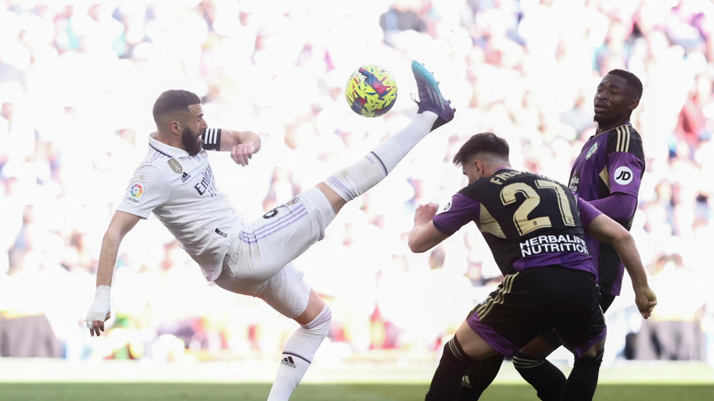 El golazo de Benzema ante el Valladolid El golazo de Benzema ante el Valladolid