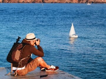 Encuentra viajes de última hora para Semana Santa con estos trucos