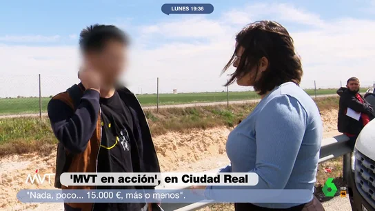 La respuesta de un joven al que acaba de parar la Guardia Civil con 15.000 euros en efectivo: Es poco Más Vale Tarde acompaña a la Guardia Civil en un control de seguridad ciudadana en las carreteras de Ciudad Real. Allí se encuentran con un joven que lleva 15.000 euros en efectivo que asegura "es de la empresa": "A nosotros nos da mucho".