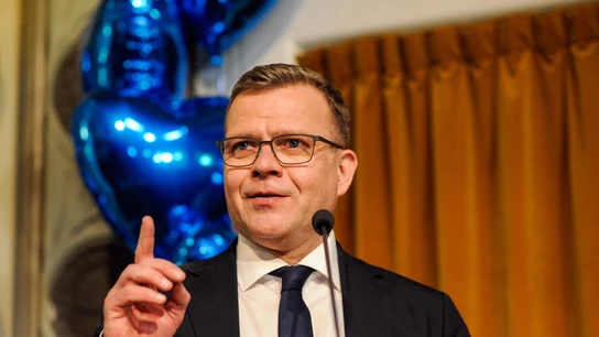 Los conservadores se imponen por un estrecho margen a ultraderecha y socialdemócratas en Finlandia Los conservadores se imponen por un estrecho margen a ultraderecha y socialdemócratas en Finlandia