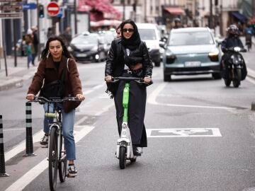 Paris expels electric scooter rentals by popular vote