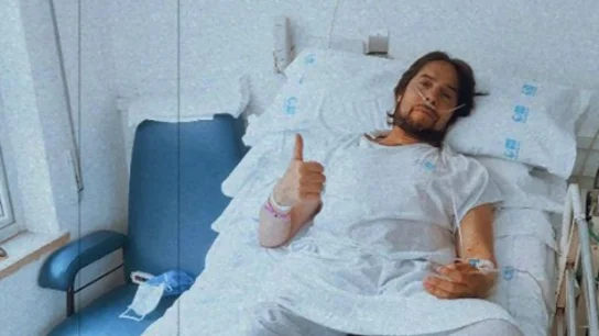 Joaquín Cortés, hospitalizado de urgencia tras perder el conocimiento mientras jugaba con sus hijos Joaquín Cortés, hospitalizado de urgencia tras perder el conocimiento mientras jugaba con sus hijos