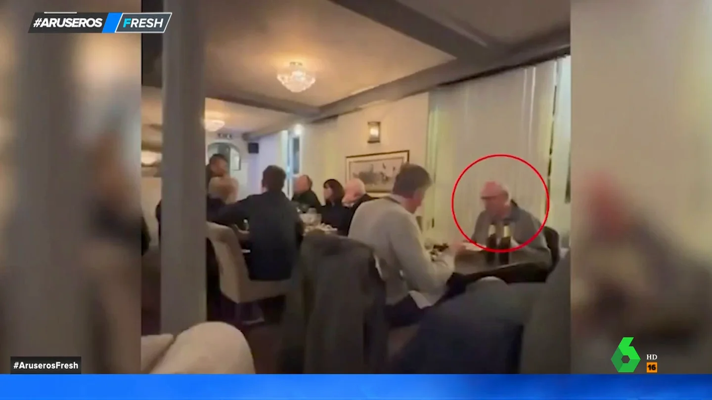 Una mujer descubre que su marido, muerto hace 9 años, estuvo comiendo en un restaurante hace una semana Una mujer descubre que su marido, muerto hace 9 años, estuvo comiendo en un restaurante hace una semana