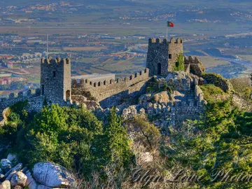 Castelo dos Mouros de Sintra: ¿quién lo erigió y cuál es la curiosa leyenda que esconde? Castelo dos Mouros de Sintra: ¿quién lo erigió y cuál es la curiosa leyenda que esconde?