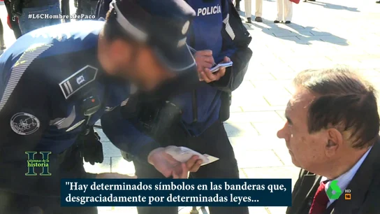 La sorprendente respuesta de un policía a un grupo de franquistas el 20N La sorprendente respuesta de un policía a un grupo de franquistas el 20N