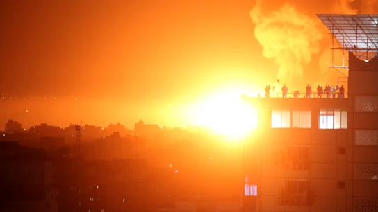 Bombardeo israelí en Gaza Bombardeo israelí en Gaza