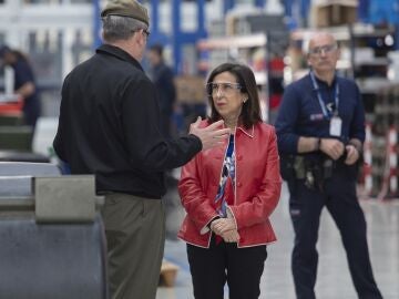 Margarita Robles advances that the six Leopard 2A4 tanks will arrive in Ukraine before the end of April