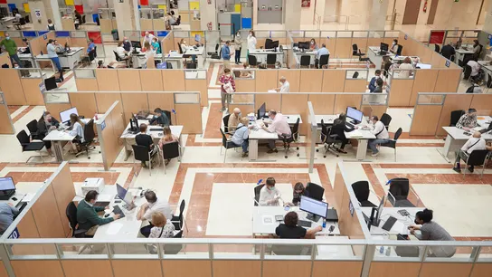La campaña de la renta y el impuesto de patrimonio comienza este martes, 11 de abril, y se extenderá hasta el 30 de junio. La campaña de la renta y el impuesto de patrimonio comienza este martes, 11 de abril, y se extenderá hasta el 30 de junio.