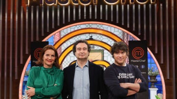 Samantha Vallejo-Nágera, Pepe Rodríguez y Jordi Cruz, jueces del programa MasterChef