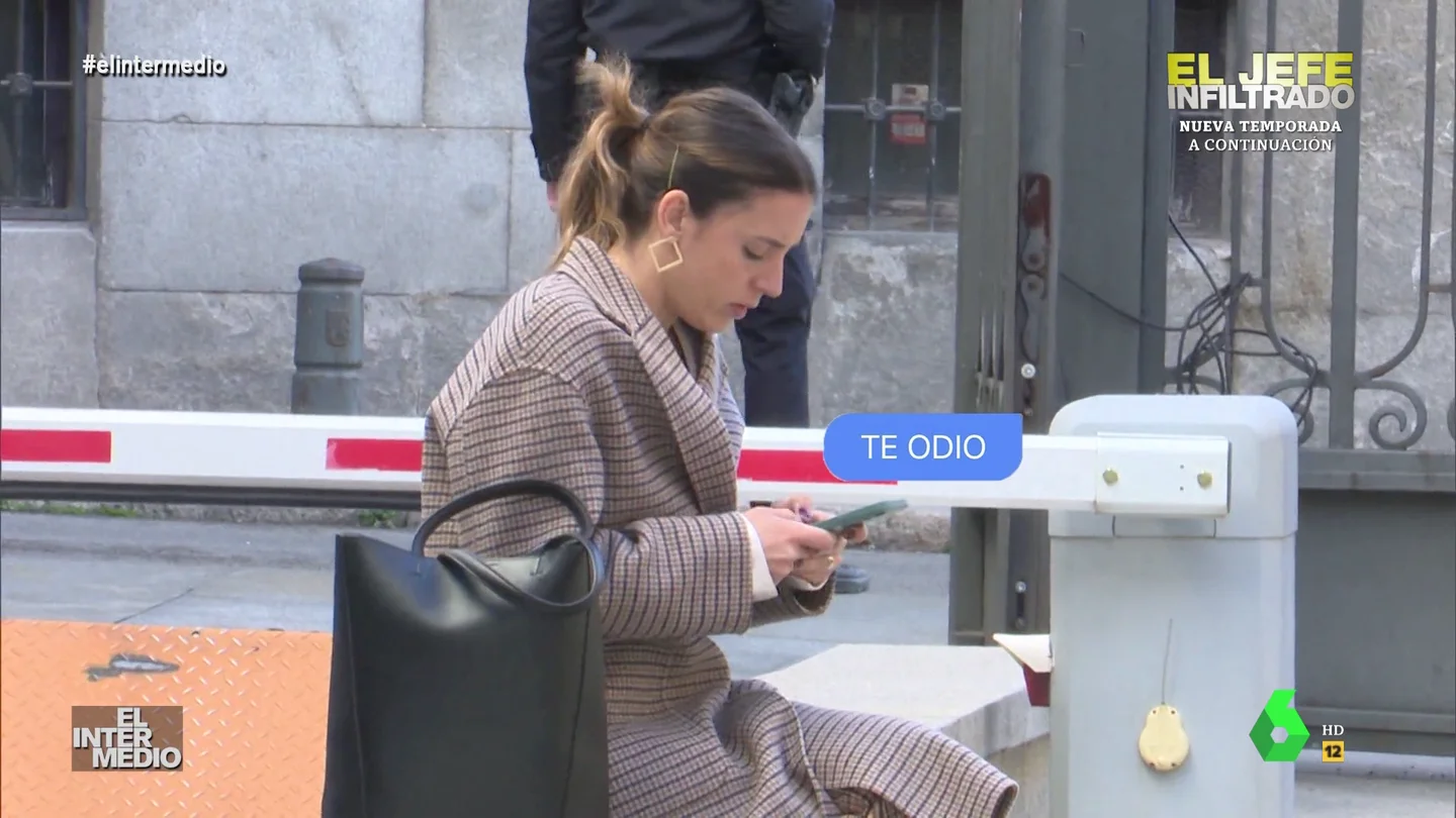 Vídeo manipulado - Salen a la luz los mensajes de móvil de Irene Montero: "No quiero saber nada más de ti" Vídeo manipulado - Salen a la luz los mensajes de móvil de Irene Montero: "No quiero saber nada más de ti"