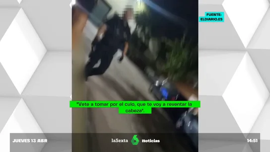 Cinco policías locales de Cornellà, investigados por una agresión racista Cinco agentes de la policía local de Cornellà están siendo investigados por una jueza por un presunto delito de lesiones y obstrucción a la justicia con agravante de racismo. El joven, de origen marroquí, grabó el suceso con su teléfono móvil.