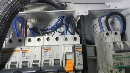 Detenido un falso operario de la luz por la muerte de un cliente electrocutado en Sabadell Detenido un falso operario de la luz por la muerte de un cliente electrocutado en Sabadell