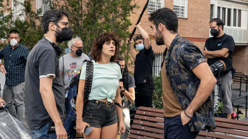 María León en un momento del rodaje de 'Heridas'.