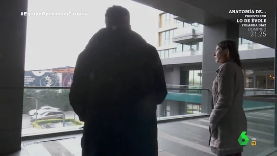 Una de las jefas en la clínica turca atiende a Equipo de Investigación" Una de las jefas en la clínica turca atiende a Equipo de Investigación"