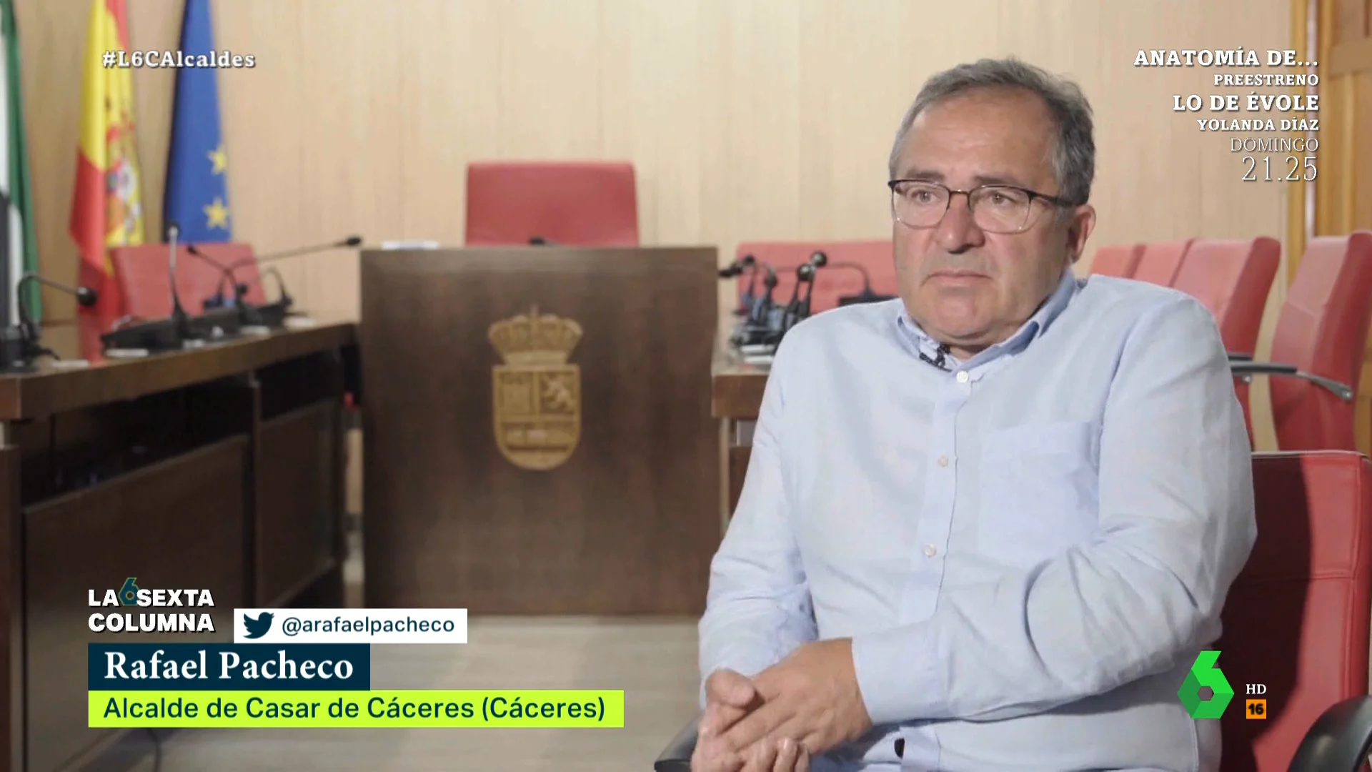 laSexta Columna analiza algunos casos en los que ser alcalde se convierte en profesión de riesgo. En este vídeo, el alcalde socialista de Casar de Cáceres, Extremadura, explica por qué un vecino le agredió por retirar una cruz con pasado franquista.