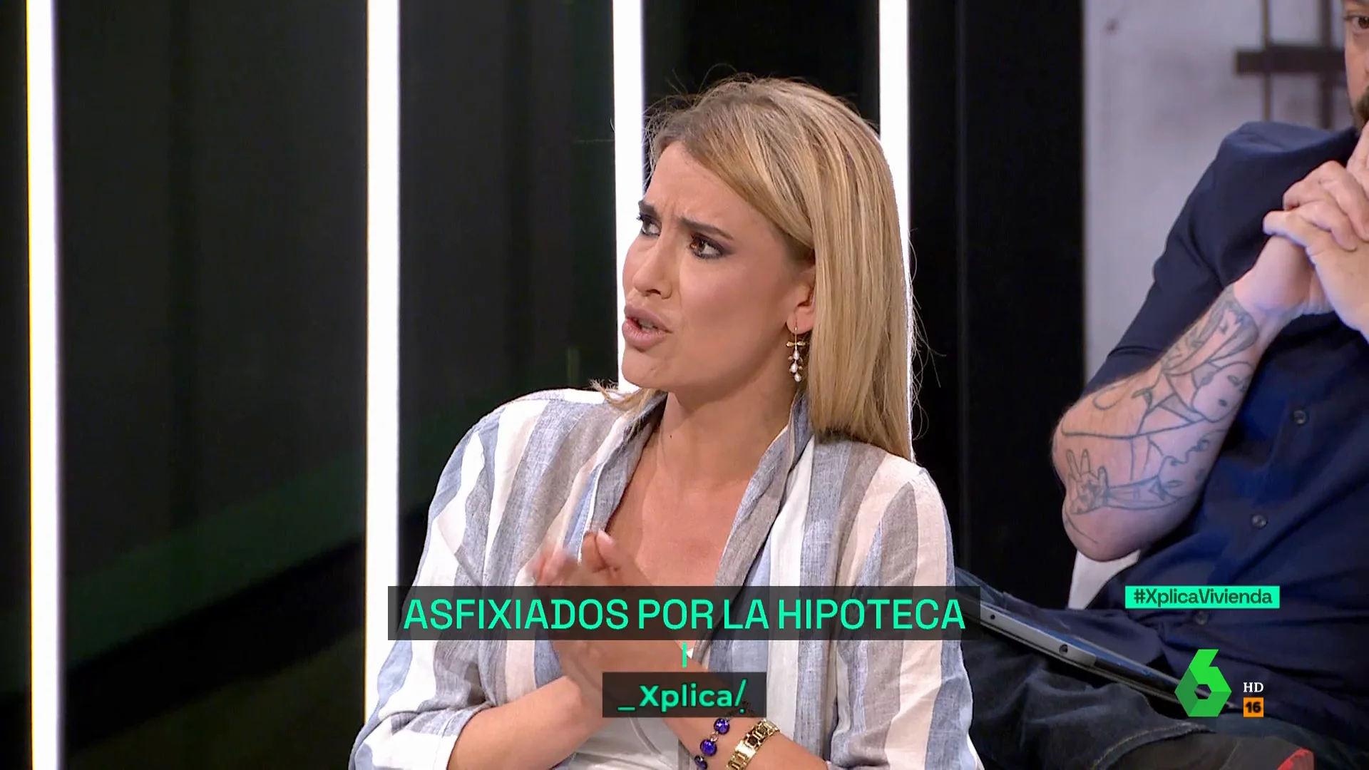 XPLICA Afra Blanco: "Alguien tiene que Afra Blanco, tajante sobre los bancos: "La responsabilidad social de las entidades financieras ni está ni se la Afra Blanco, tajante sobre los bancos: "La responsabilidad social de las entidades financieras ni está ni se la espera""los excesos, y no pueden ser las generaciones"