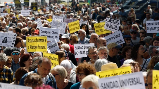 La Marea Blanca vuelve a la calle en Madrid contra la "mercantilización" de la salud La Marea Blanca vuelve a la calle en Madrid contra la "mercantilización" de la salud