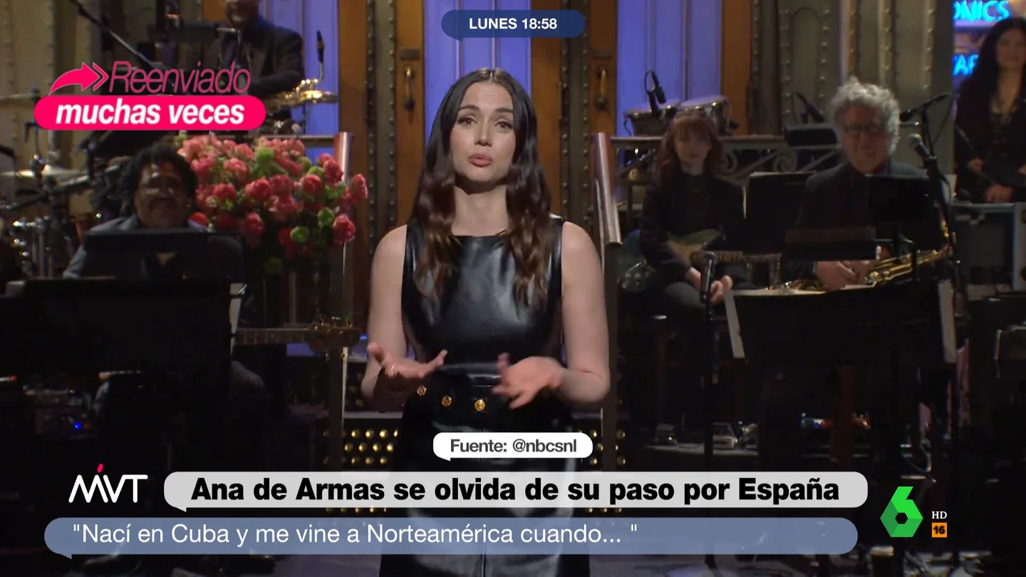 El monólogo de Ana de Armas donde olvida su paso por España Ana de Armas ha sido objeto de polémica en las redes sociales por su monólogo en 'Saturday Night Live' donde se habría olvidado de su paso por España, donde participó en 'El Internado'. El momento, y la defensa de Iñaki López, en este vídeo.