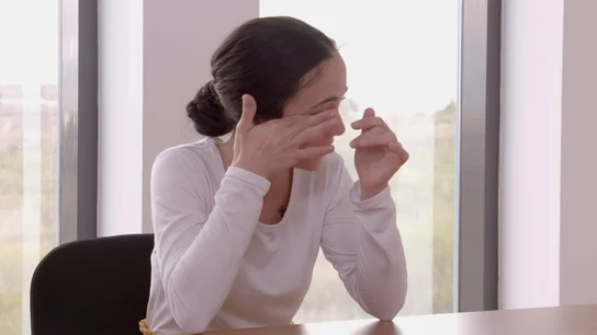 Rocío se emociona con el regalo de El jefe infiltrado: 4.000 euros para compensar la pensión de viudedad que no puede cobrar Rocío se emociona con el regalo de El jefe infiltrado: 4.000 euros para compensar la pensión de viudedad que no puede cobrar