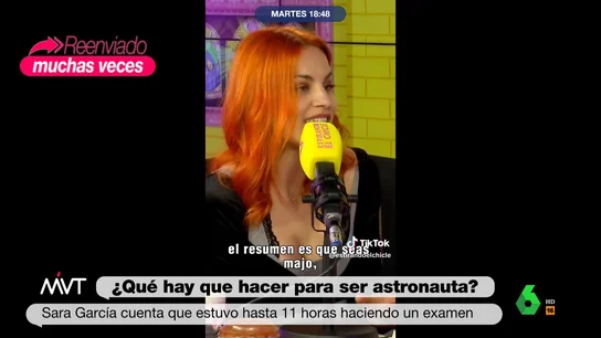 ¿Qué hay que hacer para ser astronauta? Sara García explica las durísimas pruebas que tuvo que superar Sara García, la primera astronauta española, explica que, para entrar en la Agencia Espacial Europea, se enfrentó a exámenes de 11 horas y muchas entrevistas. "Es más complicado que ser registrador de la propiedad", opina en este vídeo Iñaki López.
