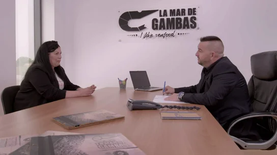 El jefe infiltrado desvela a Mari quién es: "Por fin estamos frente a frente, tenemos mucho que hablar" El jefe infiltrado desvela a Mari quién es: "Por fin estamos frente a frente, tenemos mucho que hablar"