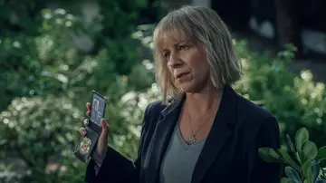 Eva Llorach plays a police inspector in 'The body on fire'.