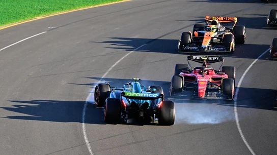 Choque de Carlos Sainz con Fernando Alonso Choque de Carlos Sainz con Fernando Alonso