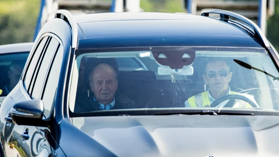 El rey emérito Juan Carlos I, a su llegada a Sanxenxo El rey emérito Juan Carlos I, a su llegada a Sanxenxo