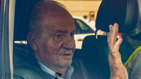 El rey emérito Juan Carlos I, a su llegada a Sanxenxo El rey emérito Juan Carlos I, a su llegada a Sanxenxo