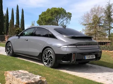 Hyundai Ioniq 6 Hyundai Ioniq 6