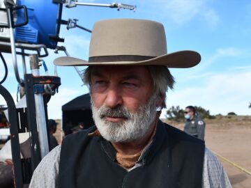 Fake guns and bullets on the new set of ‘Rust’: Alec Baldwin’s filming precautions after the death of Halyna Hutchins