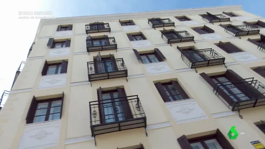 Las "amenazas" a los vecinos de un edificio para echarles y convertirlo en 'coliving': "Te vas a quedar solo" Las "amenazas" a los vecinos de un edificio para echarles y convertirlo en 'coliving': "Te vas a quedar solo"