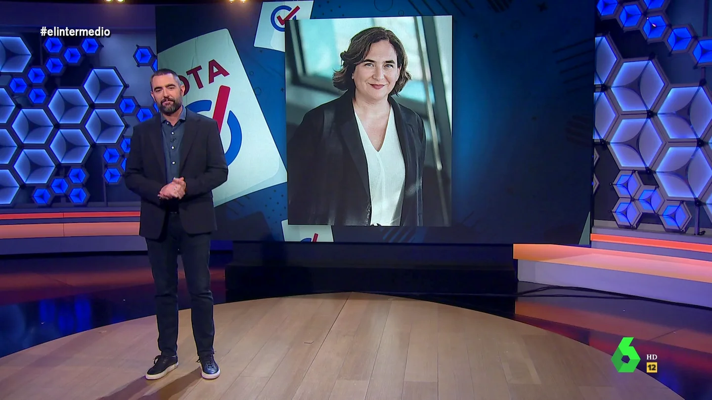Dani Mateo, sobre la 'actuación' de Ada Colau en su vídeo felicitando el Ramadán: "Tiembla Penélope Cruz" Dani Mateo, sobre la 'actuación' de Ada Colau en su vídeo felicitando el Ramadán: "Tiembla Penélope Cruz"