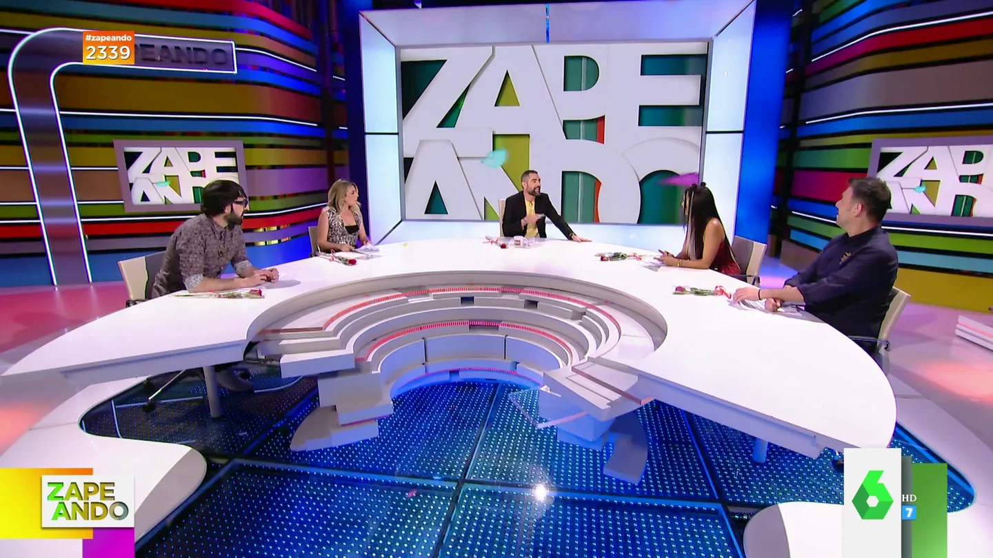 "Es muy difícil concentrarse con una 'Bratz embarazada' al lado": el 'dardo' de Dani Mateo a Cristina Pedroche "Es muy difícil concentrarse con una 'Bratz embarazada' al lado": el 'dardo' de Dani Mateo a Cristina Pedroche