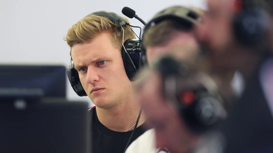 Mick Schumacher, con el equipo Mercedes Mick Schumacher, con el equipo Mercedes
