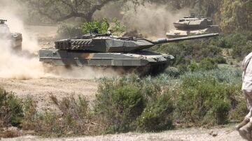 En camino el primer envío de tanques Leopard españoles con destino a Ucrania 