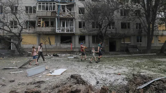 Daños en un edificio de Bajmut Daños en un edificio de Bajmut