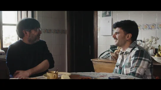 "Aquí nadie me va a llamar maricón": la confesión de Rodrigo Cuevas, que se hizo "el macho" para evitar el bullying "Aquí nadie me va a llamar maricón": la confesión de Rodrigo Cuevas, que se hizo "el macho" para evitar el bullying