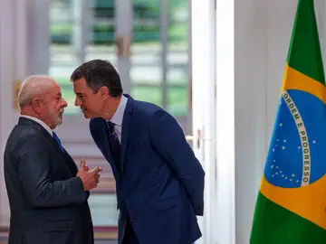 Lula da Silva dialoga con Pedro Sánchez en el Palacio de la Moncloa