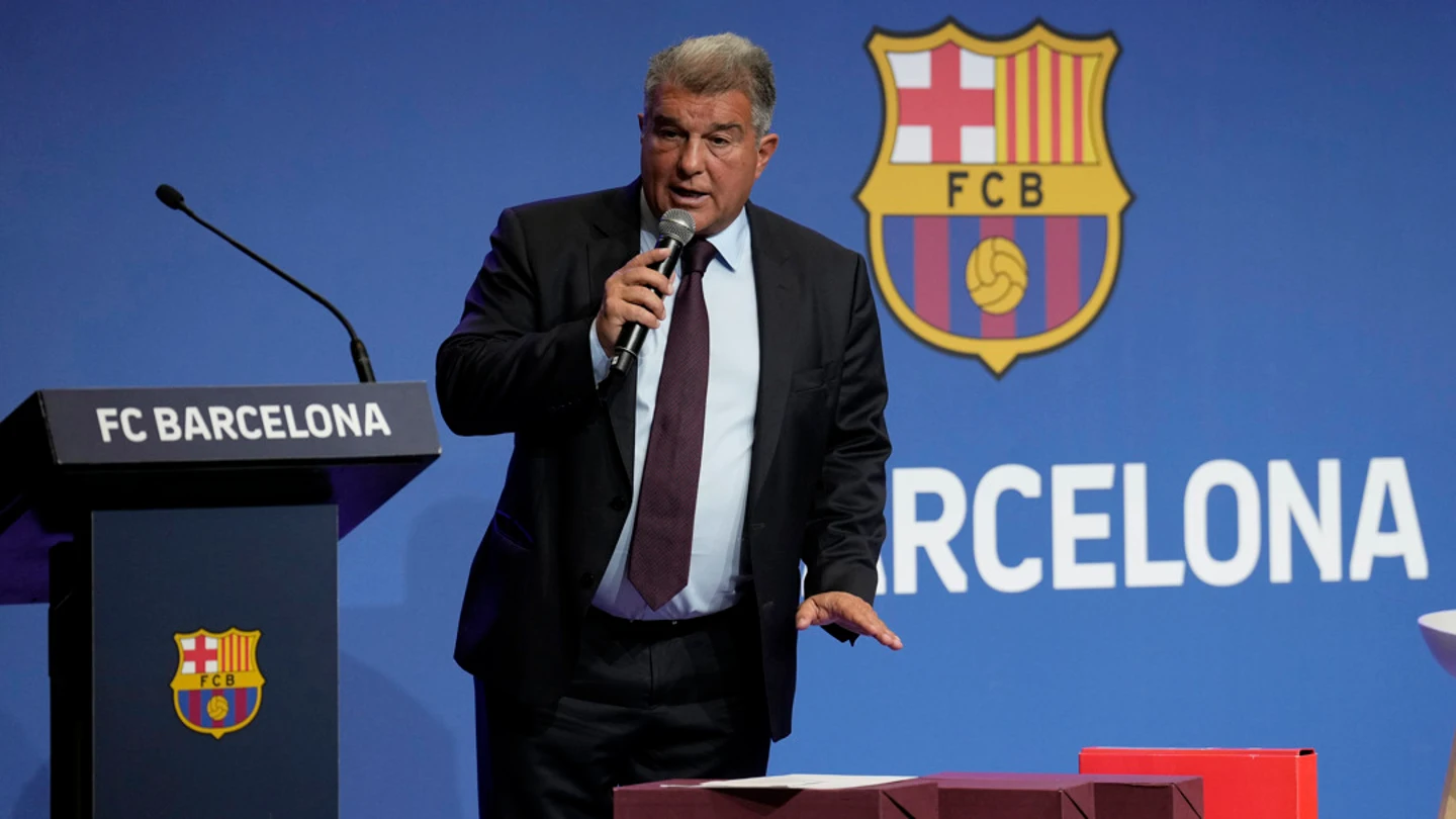 Laporta: "Menos mal que el Girona hizo su trabajo" Laporta: "Menos mal que el Girona hizo su trabajo"