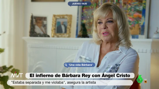 Bárbara Rey se sincera sobre el maltrato de Ángel Cristo "Al día siguiente estaba en la cama y quiso estar conmigo y como para decirle que no, qué miedo le tenía, y me quedé embarazada", cuenta Bárbara Rey en un fragmento de 'Una vida Bárbara'. El análisis de Más Vale Tarde, en este vídeo.