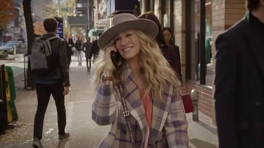 Sarah Jessica parker como Carrie Bradshaw en la temporada 2 de 'And just like that'.