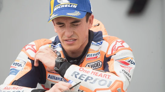 Marc Márquez dolorido Marc Márquez dolorido