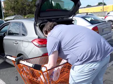 Parking de un supermercado Parking de un supermercado
